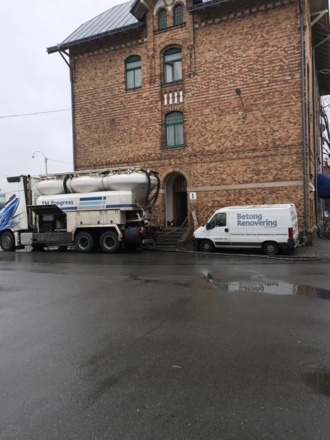 Pumpbilen på plats - Slakthusgatan Göteborg